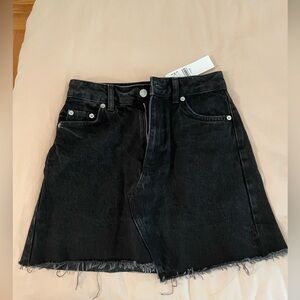 Topshop washed black denim skirt NWT